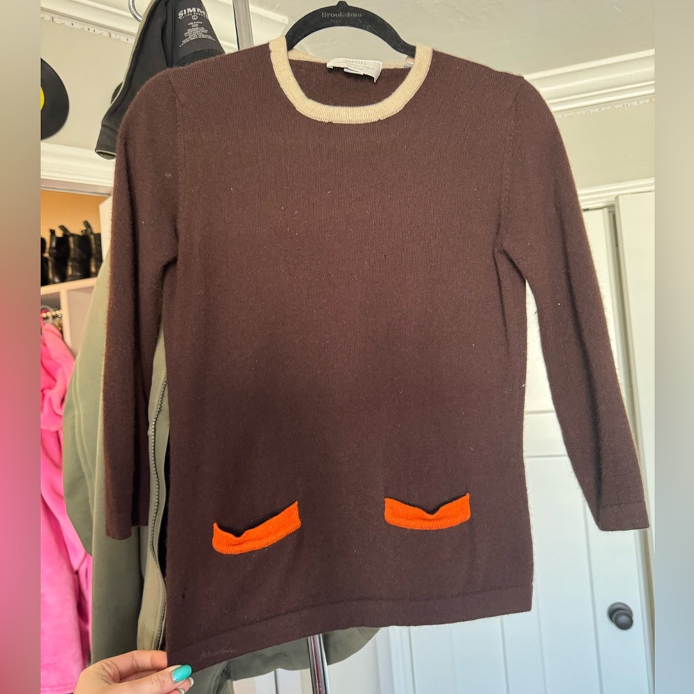 Brown sweater